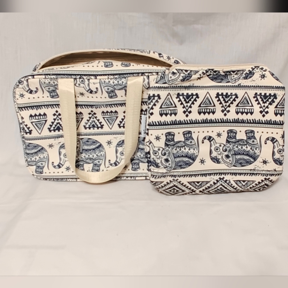 Narwey Set of Two Toiletry Bags Featuring Elephant Design
